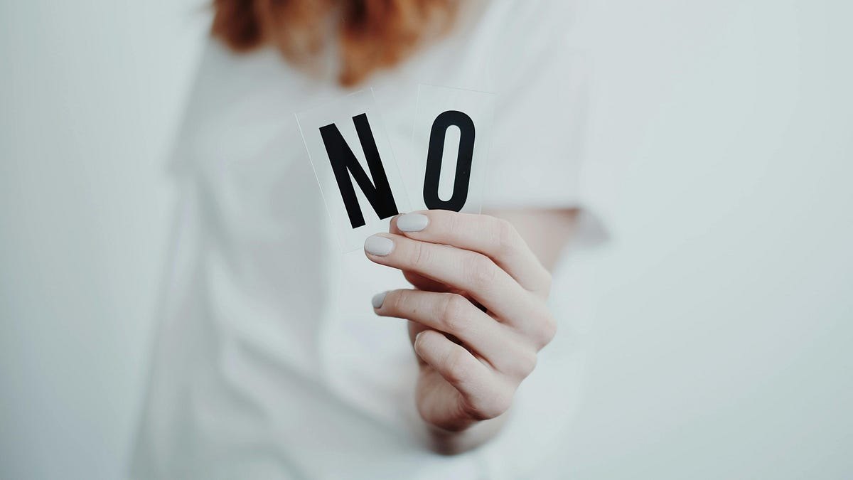 Imagem de capa sobre terapia online para relacionamentos e psicoterapia online com Julio Furlaneto