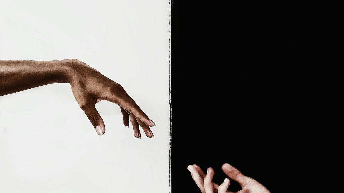 Imagem de capa sobre terapia online para relacionamentos e psicoterapia online com Julio Furlaneto